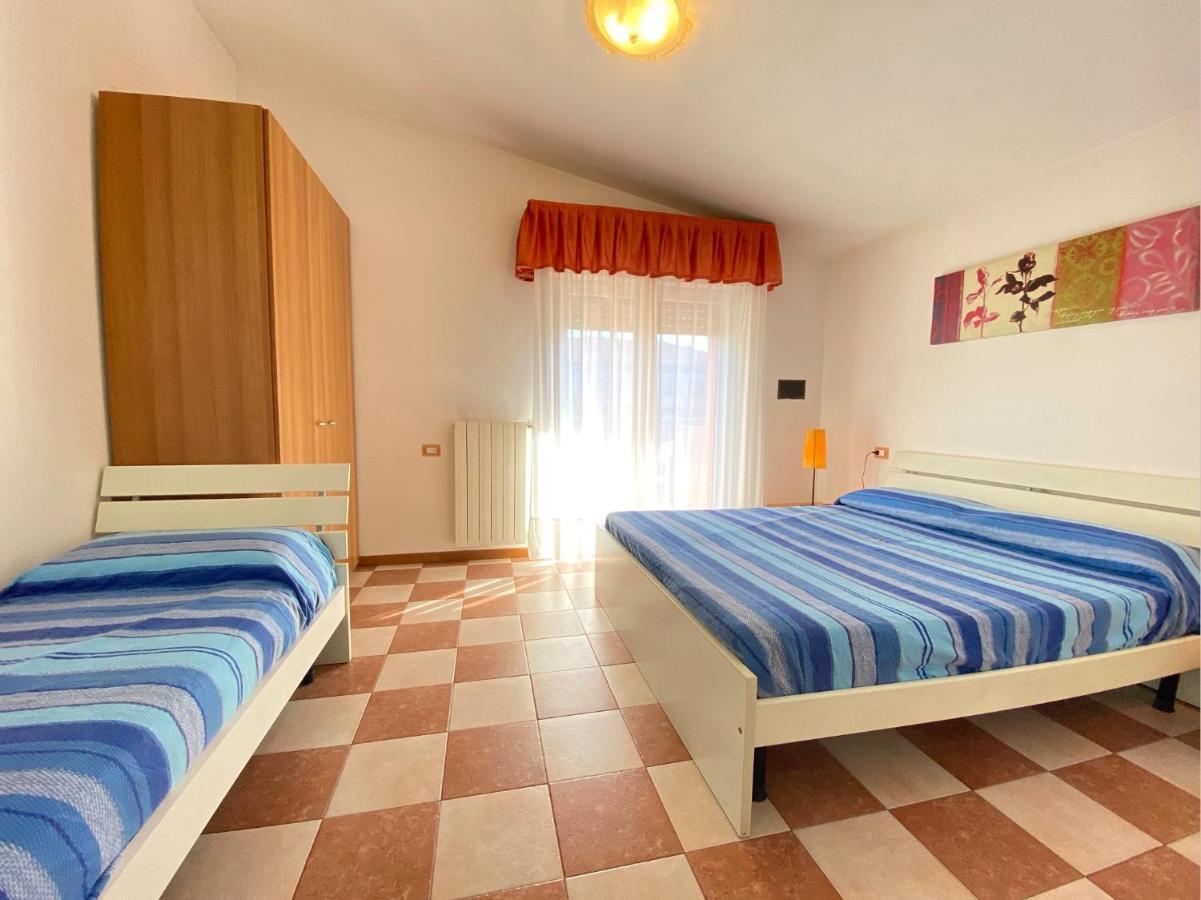 Appartamenti Adriana Carraro Immobiliare - Family Apartments Lido di Jesolo Exterior photo